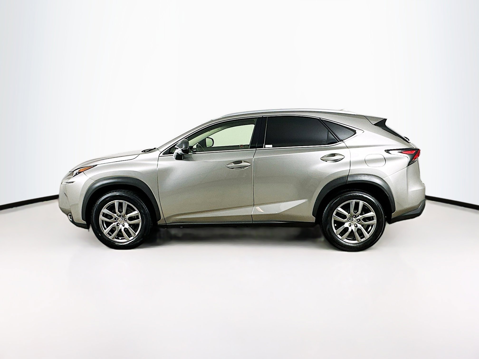 Used 2016 Lexus NX 200t AWD image 4