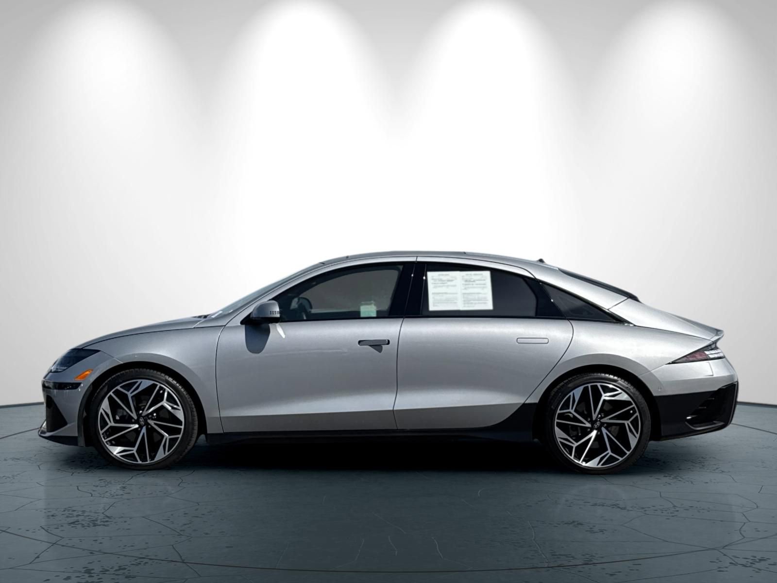 Used 2024 Hyundai Ioniq 6 Limited image 7