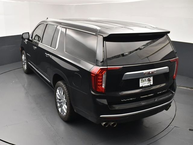 Used 2021 GMC Yukon XL Denali AWD/4WD image 15