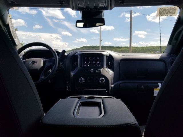 New 2026 Chevrolet Silverado 2500 Custom w/ Custom Value Package AWD/4WD image 12