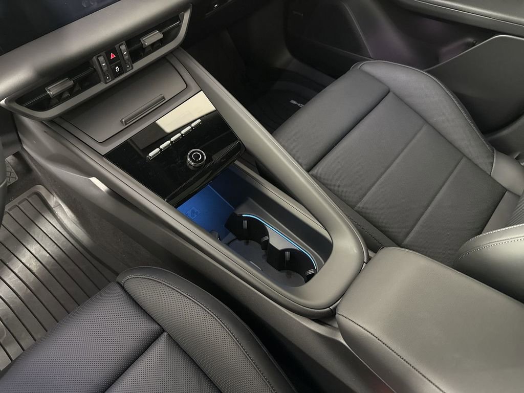 New 2025 Porsche Macan 4 Electric AWD/4WD image 33