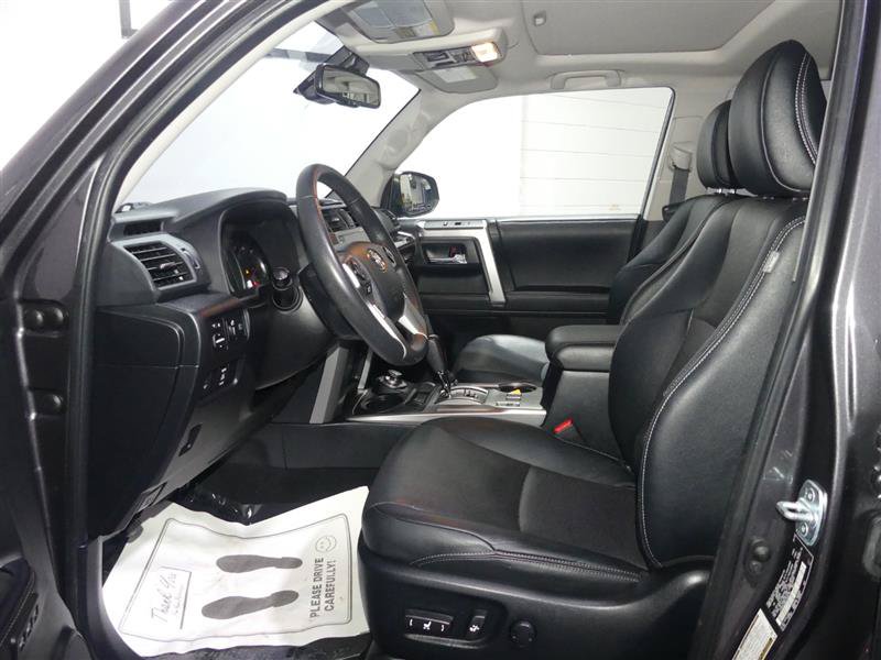 Used 2020 Toyota 4Runner Limited AWD/4WD image 21