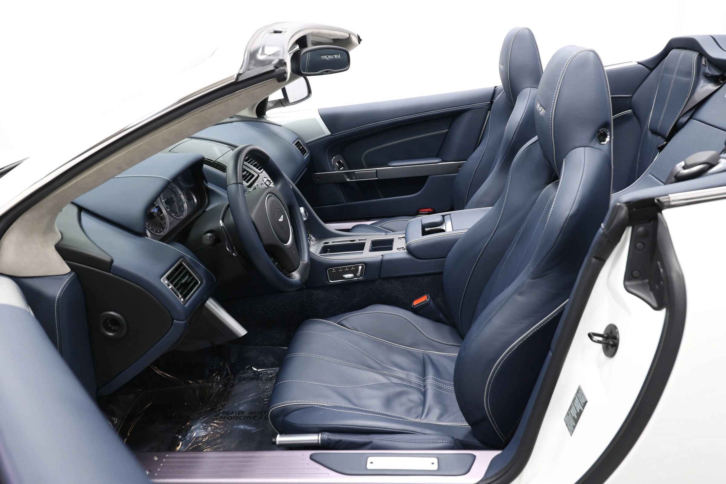 Used 2012 Aston Martin Virage Volante RWD image 12