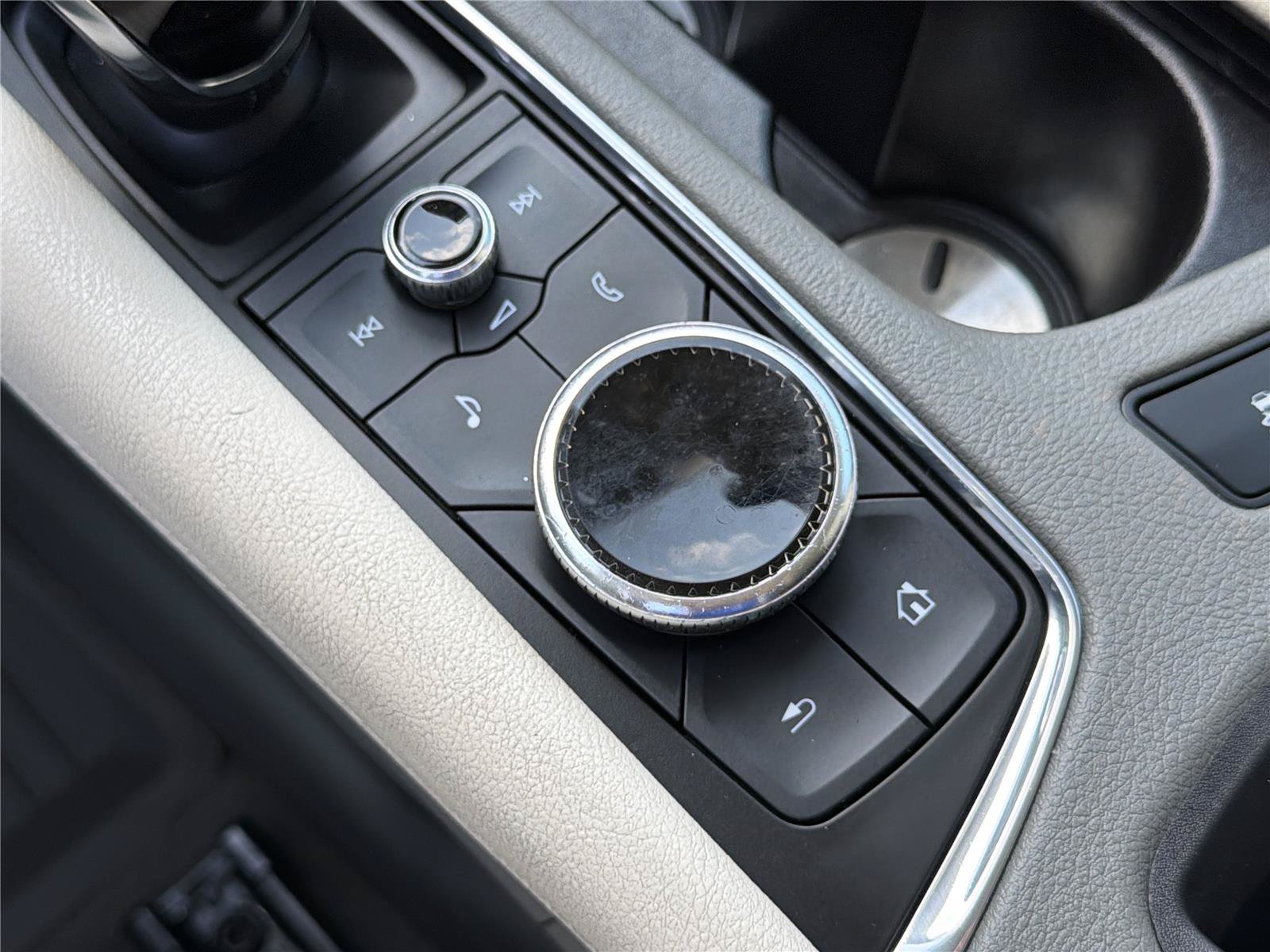 Used 2022 Cadillac XT5 Premium Luxury FWD image 33