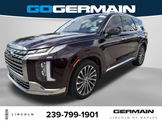 Used 2023 Hyundai Palisade Calligraphy w/ Winter Package FWD image 1