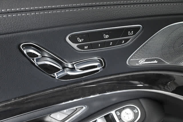 Used 2020 Mercedes-Benz S 450 Sedan image 22
