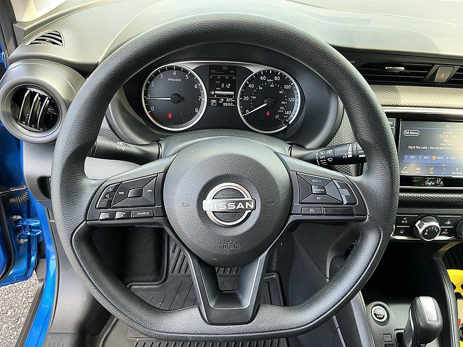 Certified 2025 Nissan Kicks Play S FWD image 15