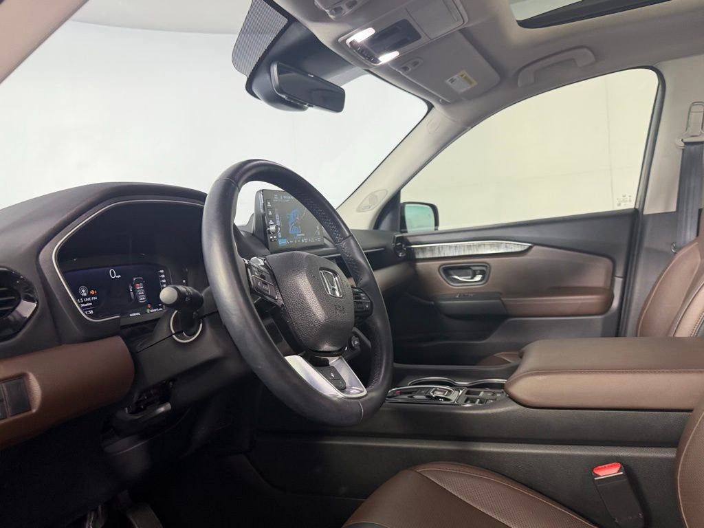Used 2023 Honda Pilot Elite image 22