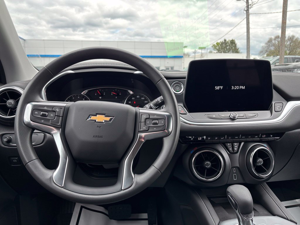 New 2026 Chevrolet Blazer LT w/ Convenience Package FWD image 11