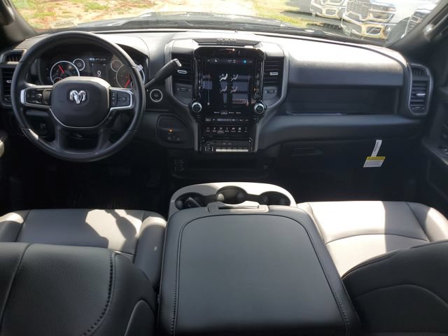 New 2026 RAM 3500 Tradesman AWD/4WD image 16