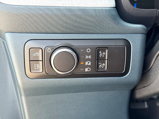 New 2026 Ford Maverick XLT w/ XLT Luxury Package FWD image 32