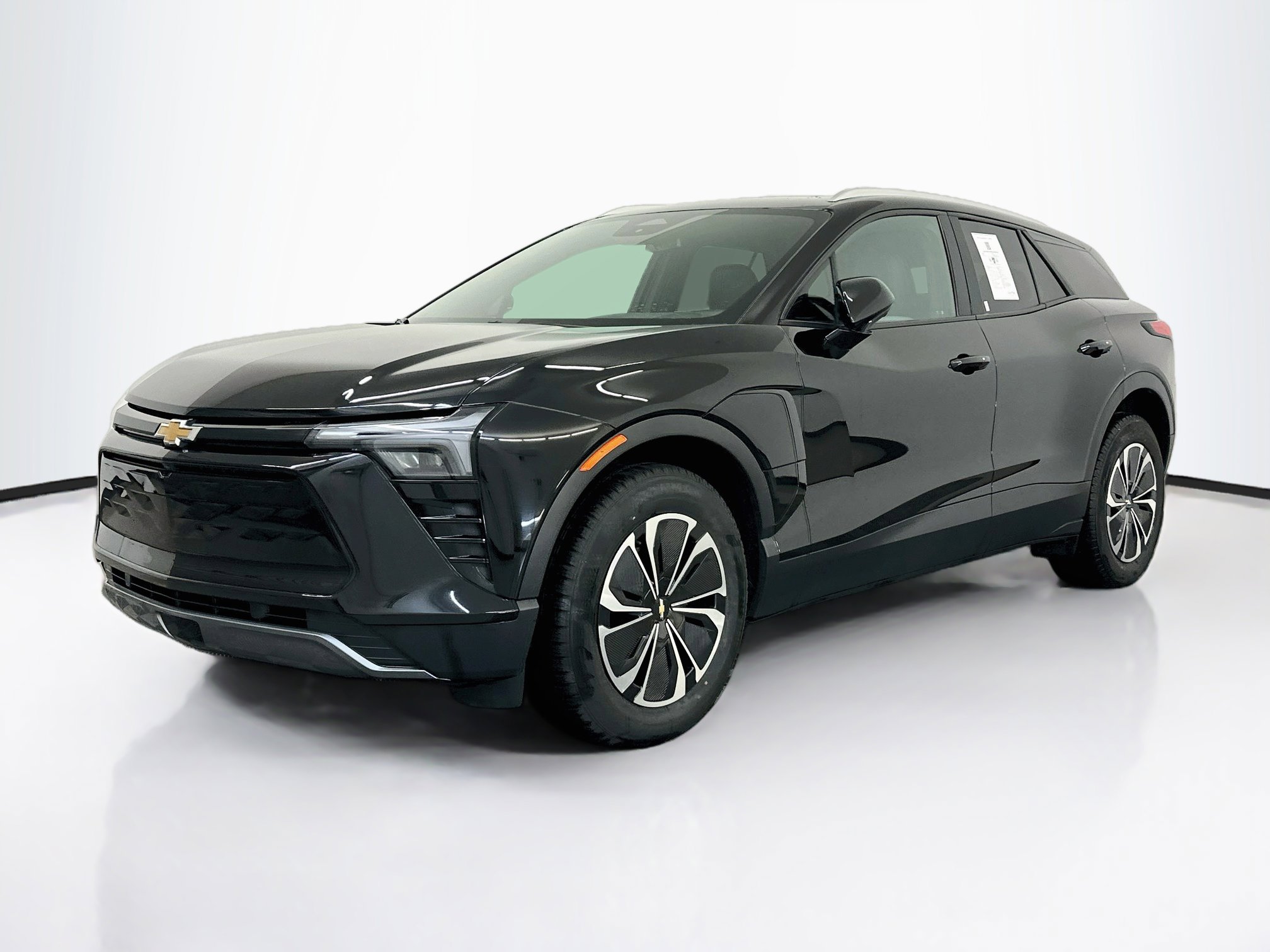 Used 2024 Chevrolet Blazer EV LT AWD/4WD image 3