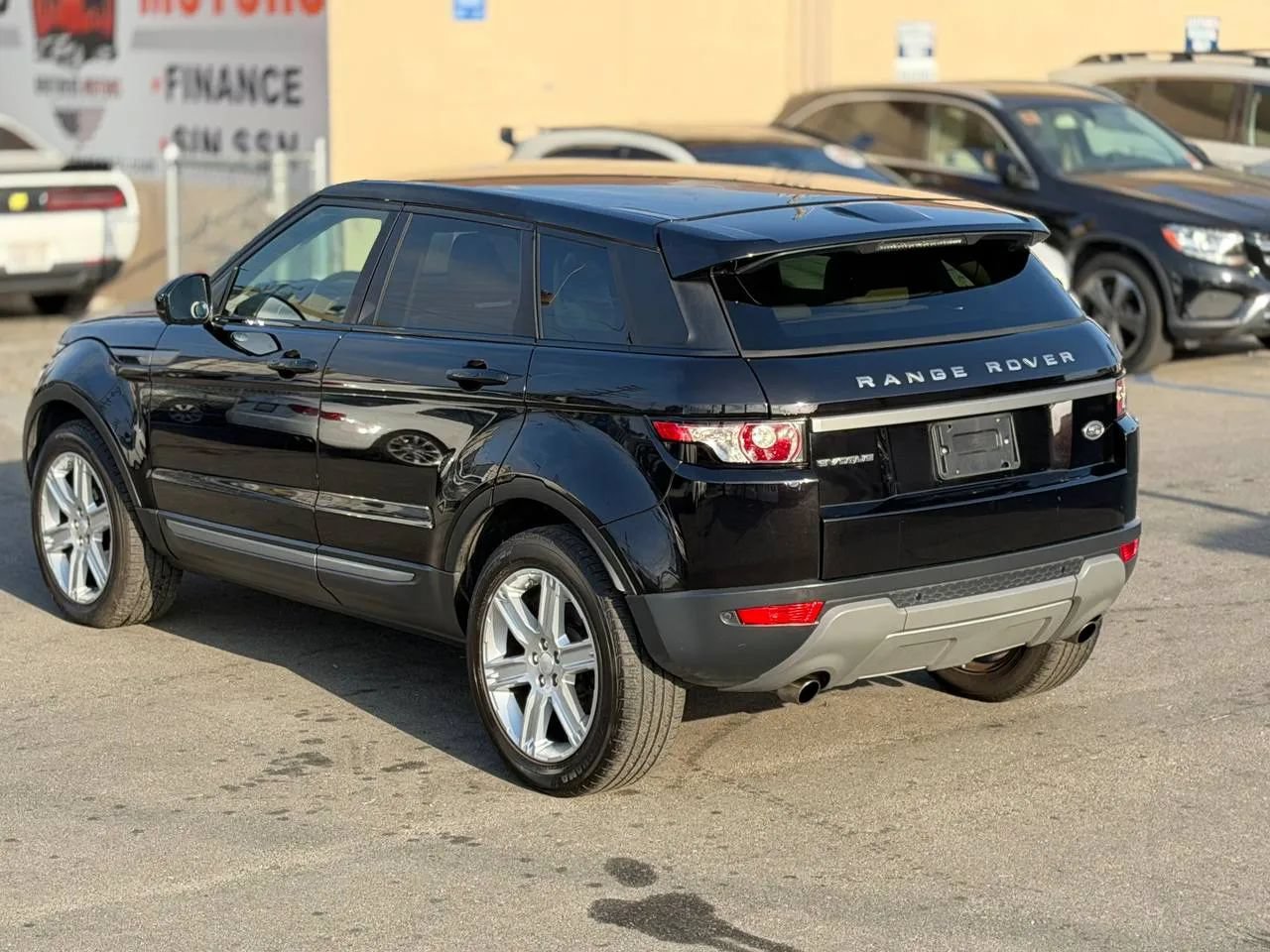 Used 2015 Land Rover Range Rover Evoque Pure Premium AWD/4WD image 12
