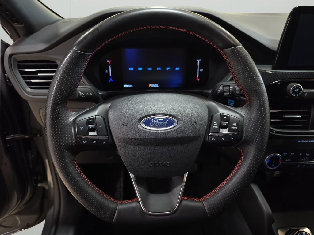 Used 2025 Ford Escape ST-Line Select AWD/4WD image 19