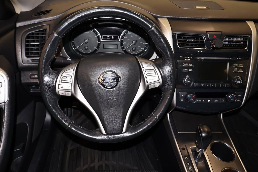 Used 2013 Nissan Altima 2.5 SL image 19
