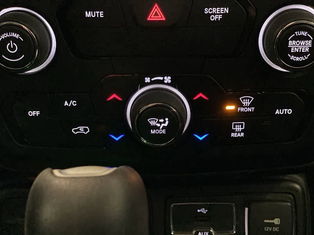 Used 2018 Jeep Renegade Sport w/ Power & Air Group AWD/4WD image 22