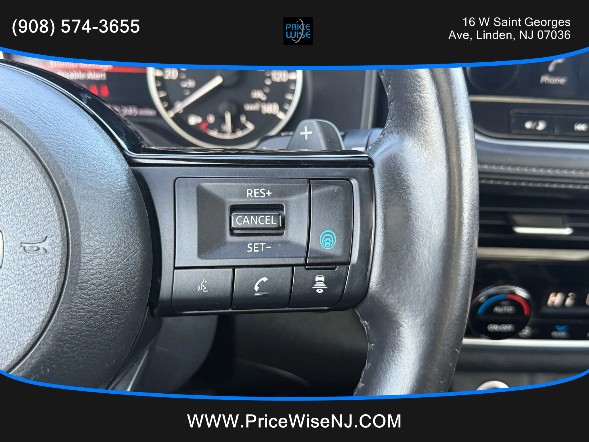 Used 2021 Nissan Rogue SL w/ Premium Package image 13