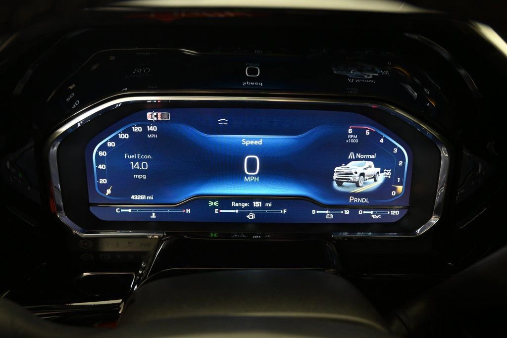 Used 2024 Chevrolet Silverado 2500 ZR2 w/ Technology Package image 25