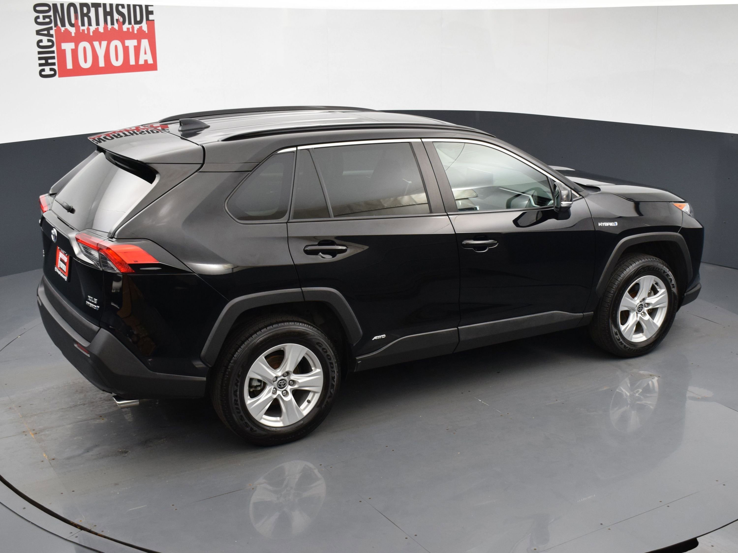 Used 2021 Toyota RAV4 XLE w/ Convenience Package AWD/4WD image 21