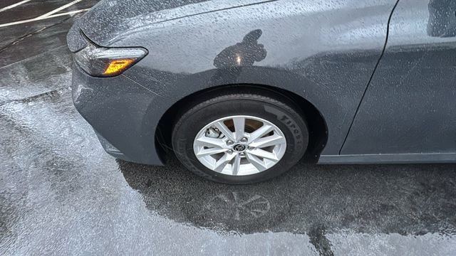 Used 2025 Toyota Camry LE image 37