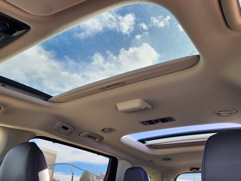 New 2026 Kia Carnival SX FWD image 17
