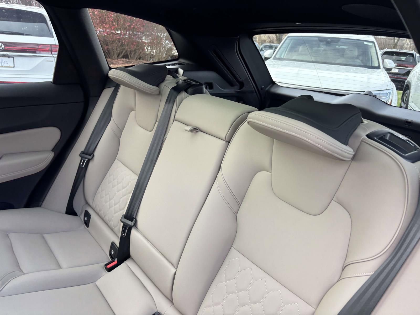 New 2026 Volvo XC60 B5 Plus w/ Protection Package Premier AWD/4WD image 25