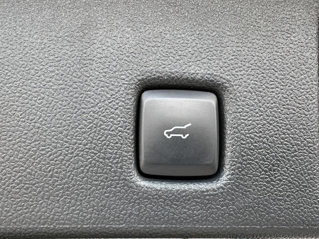 Used 2024 Ford Escape SE w/ PHEV Premium Package FWD image 11