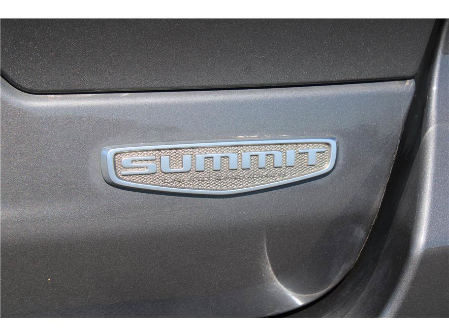 Used 2022 Jeep Grand Cherokee Summit AWD/4WD image 43