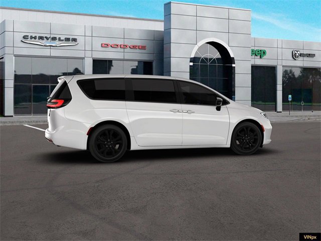 New 2026 Chrysler Pacifica Select image 4