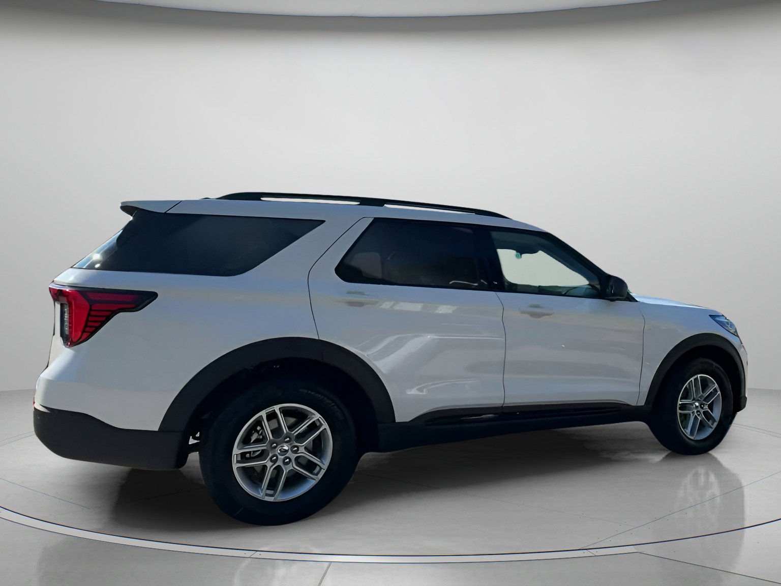 New 2026 Ford Explorer Active RWD image 34