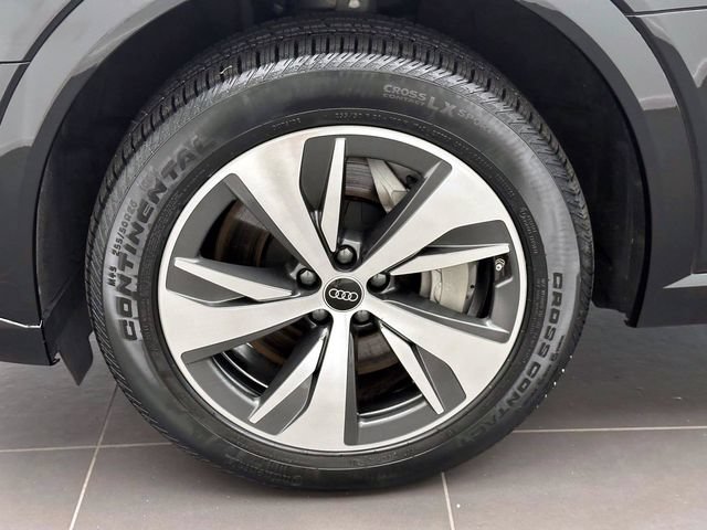 Certified 2024 Audi Q8 e-tron Premium Plus w/ Premium Plus Package AWD/4WD image 8