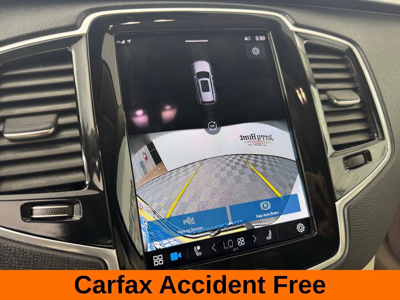 Used 2023 Volvo XC90 B6 Plus w/ Protection Package Premier image 3