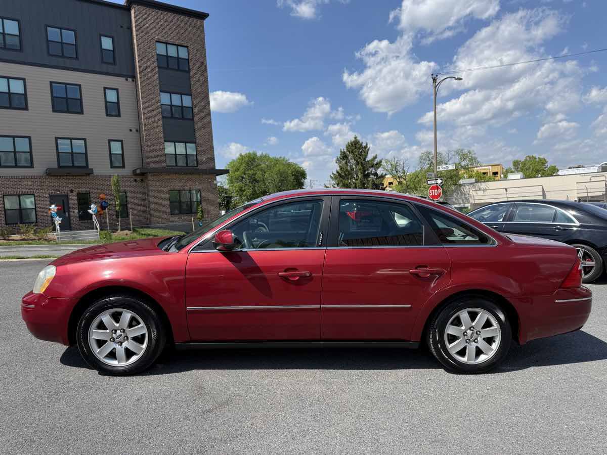 Used 2005 Ford Five Hundred SEL AWD/4WD image 4