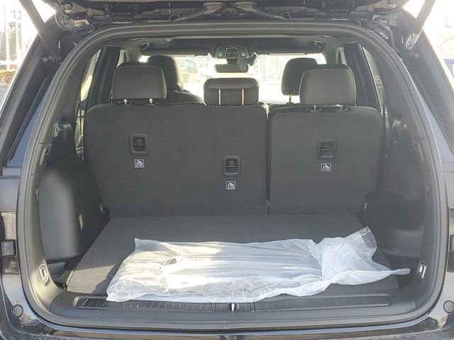 New 2026 Jeep Grand Cherokee Laredo image 9