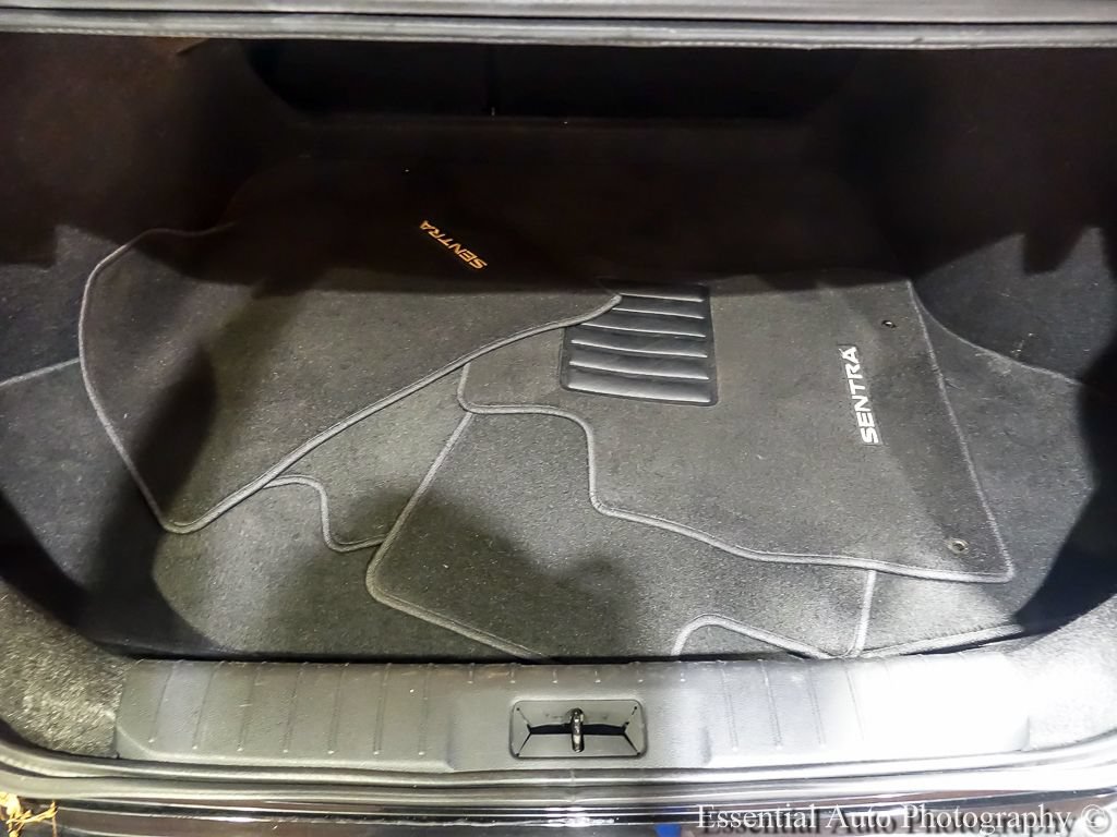 Used 2025 Nissan Sentra SV FWD image 26