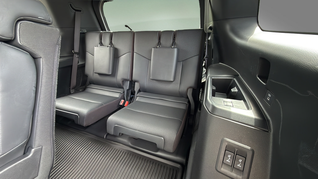 Certified 2025 Lexus GX 550 w/ Accessory Package (2T) AWD/4WD image 19