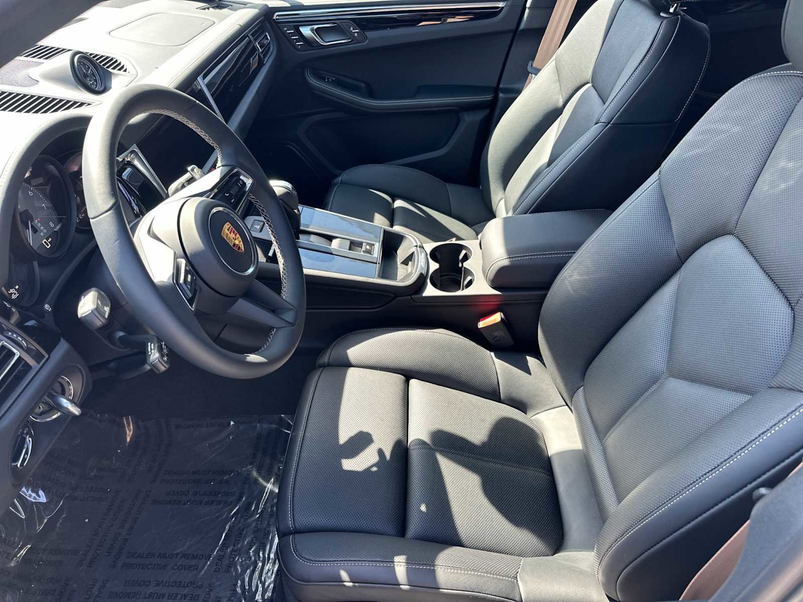 Used 2024 Porsche Macan S image 28