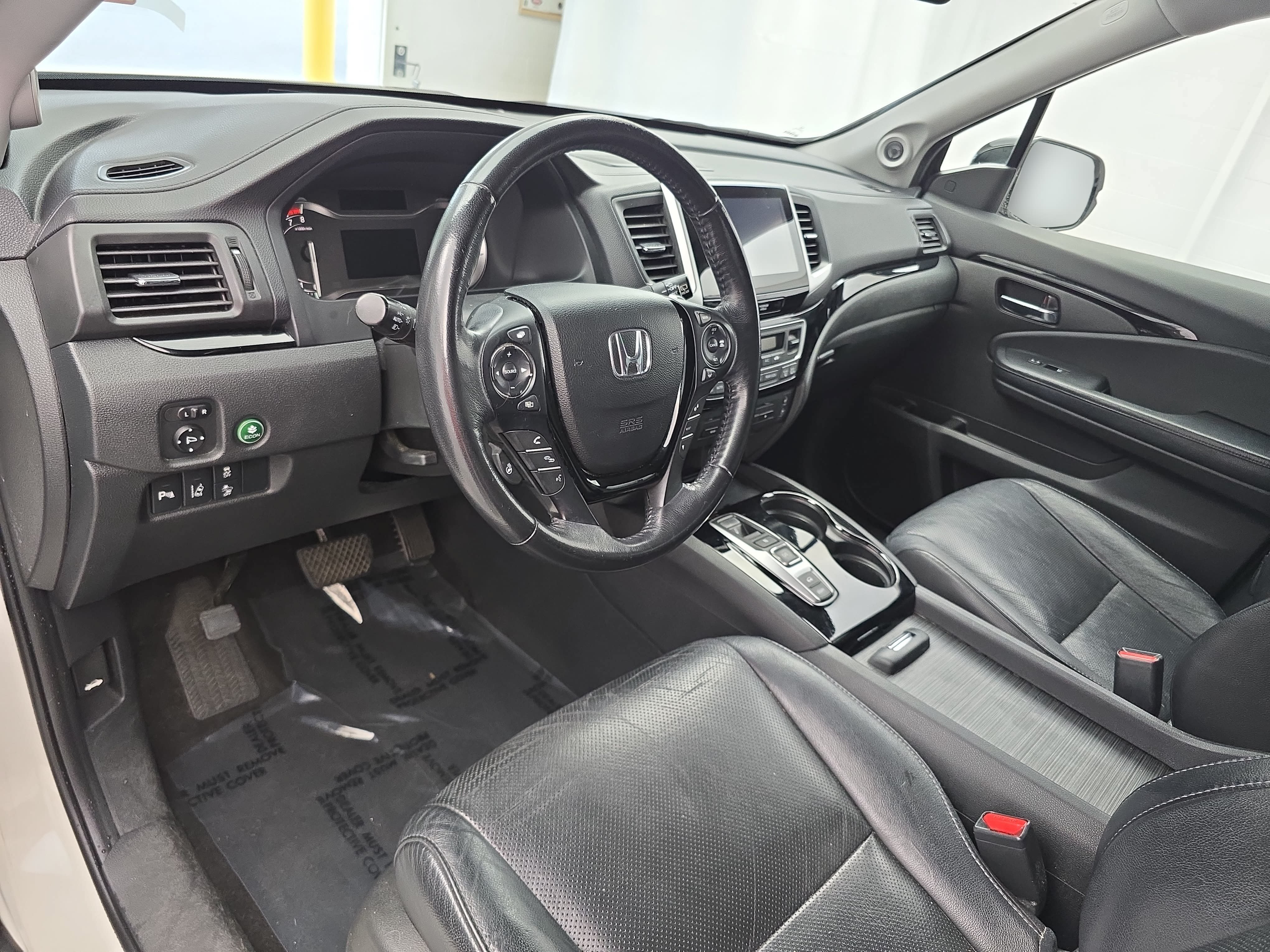 Used 2016 Honda Pilot Elite image 17