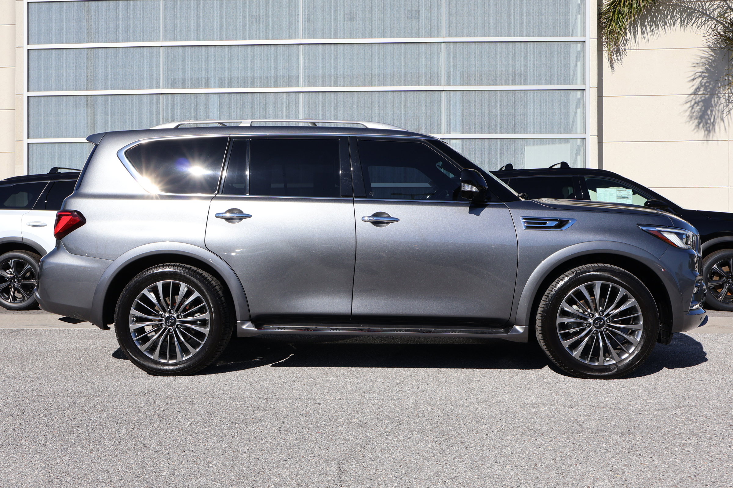 Certified 2021 INFINITI QX80 Sensory w/ All-Season Package image 11