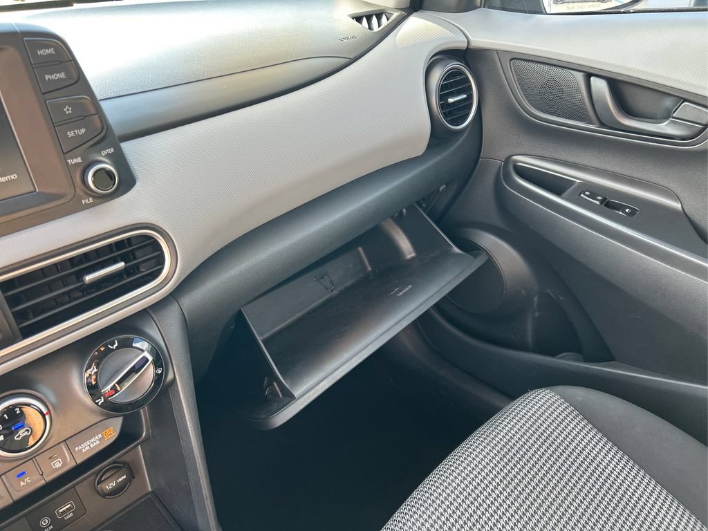 Used 2019 Hyundai Kona SE FWD image 24