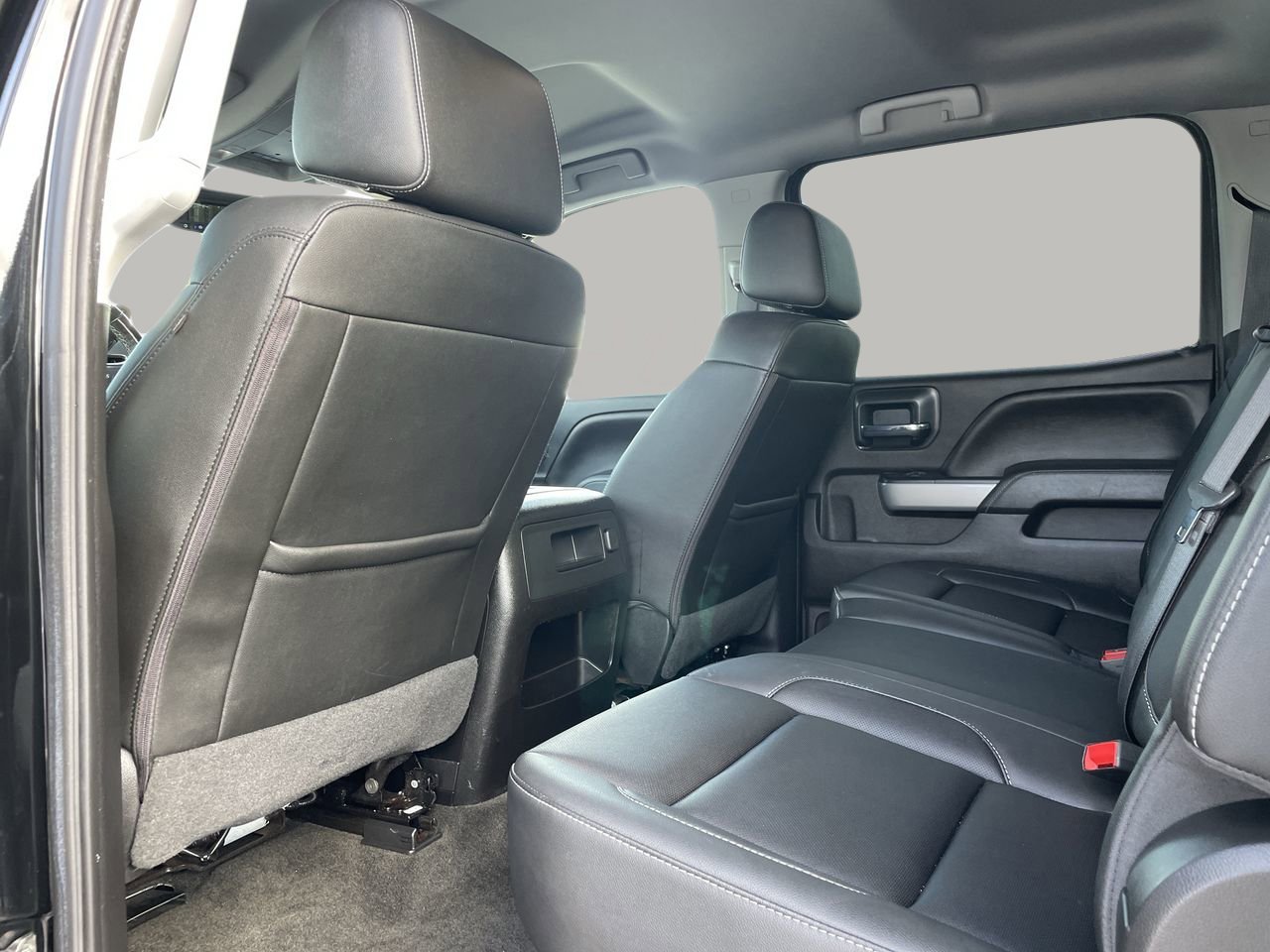 Used 2018 Chevrolet Silverado 2500 LTZ w/ Duramax Plus Package image 17