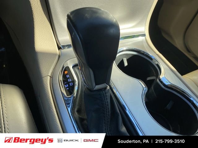 Used 2019 Jeep Grand Cherokee Limited AWD/4WD image 18