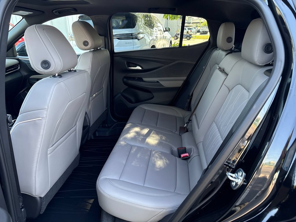 New 2026 Buick Envista Avenir FWD image 30