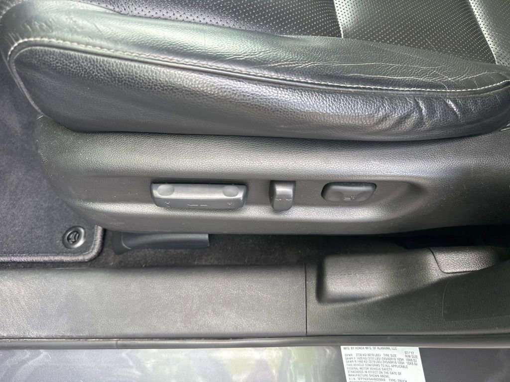 Used 2017 Honda Ridgeline RTL-T image 23