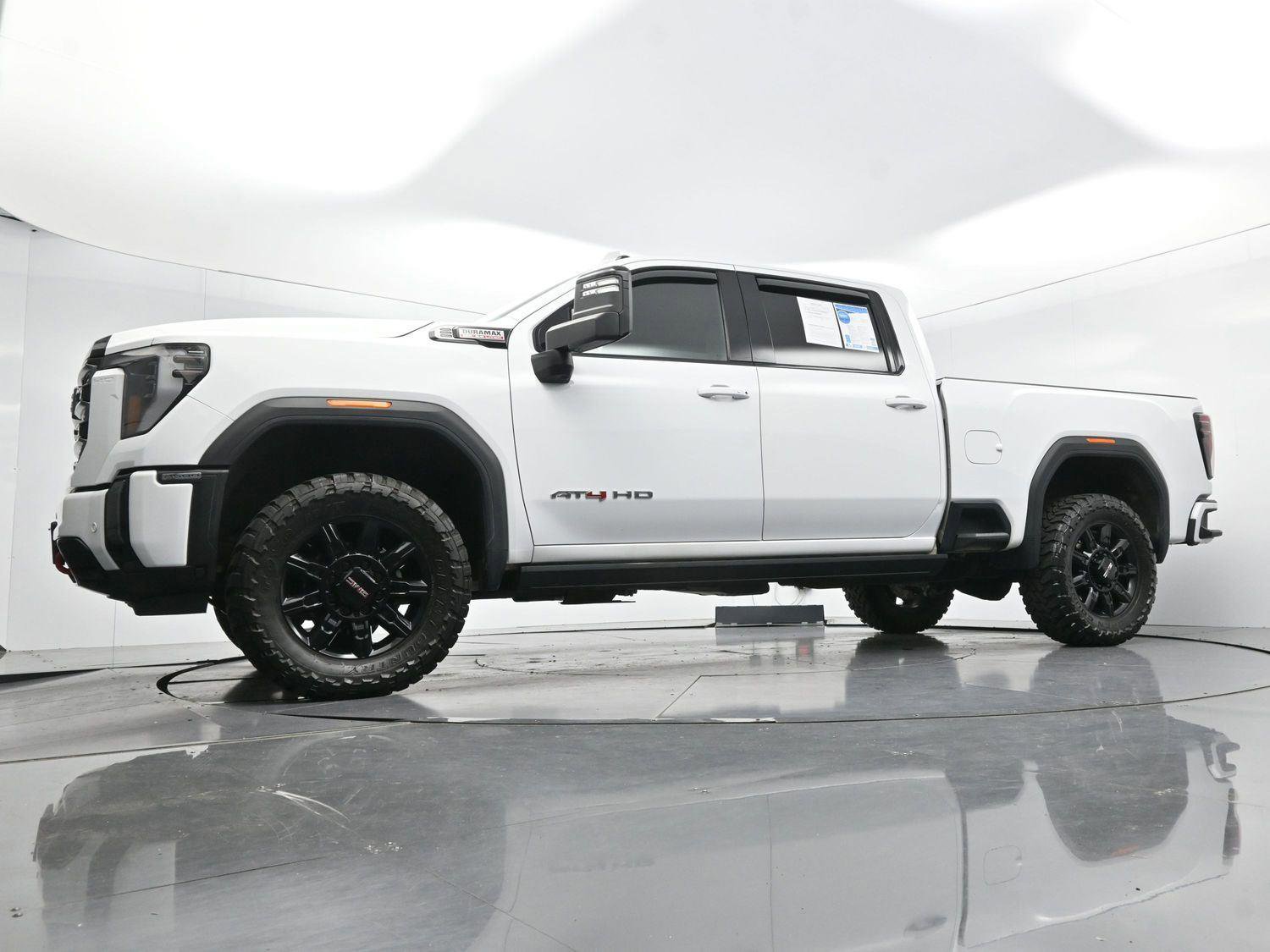 Used 2024 GMC Sierra 2500 AT4 w/ AT4 Premium Plus Package AWD/4WD image 50