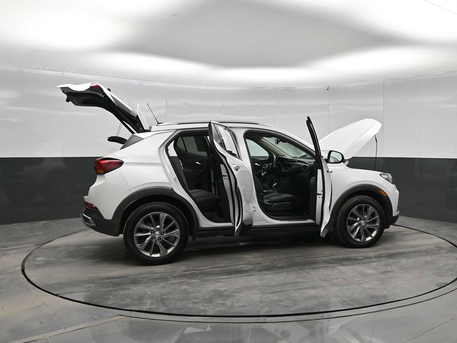 Used 2022 Buick Encore GX Essence w/ Experience Buick Package AWD/4WD image 42