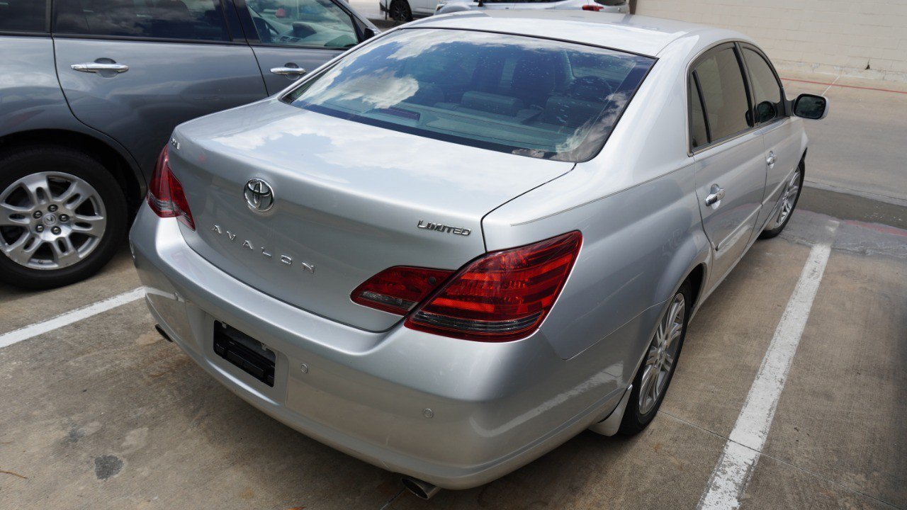 Used 2008 Toyota Avalon Limited FWD image 4