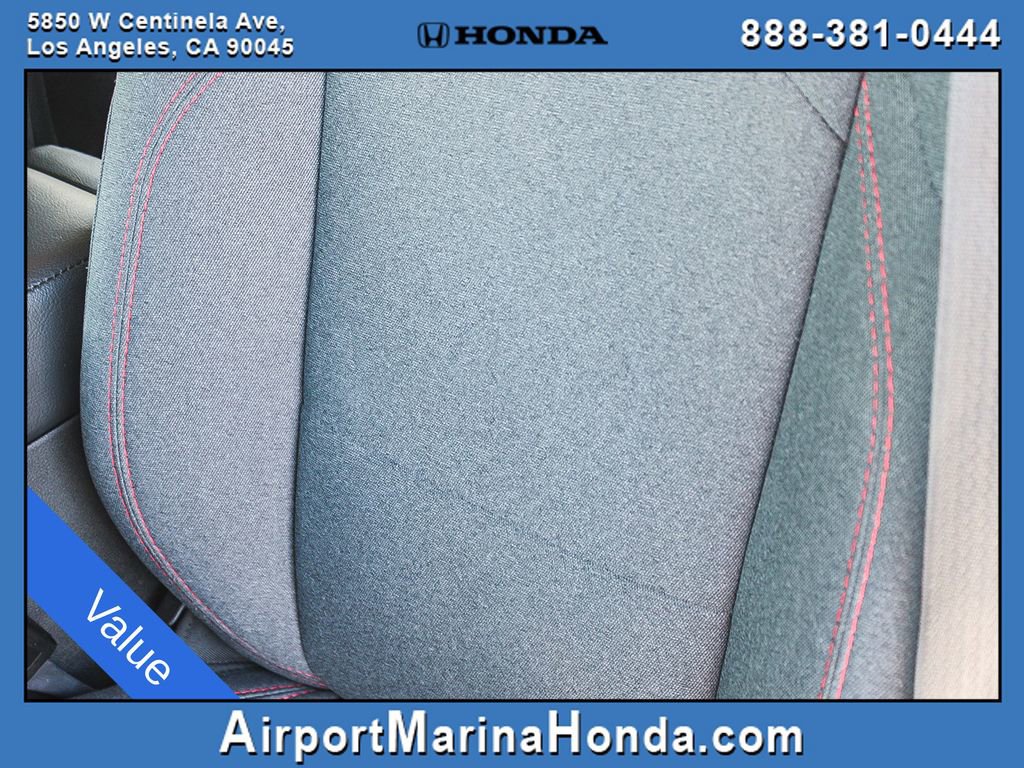 Used 2025 Jeep Wrangler Unlimited Rubicon AWD/4WD image 22