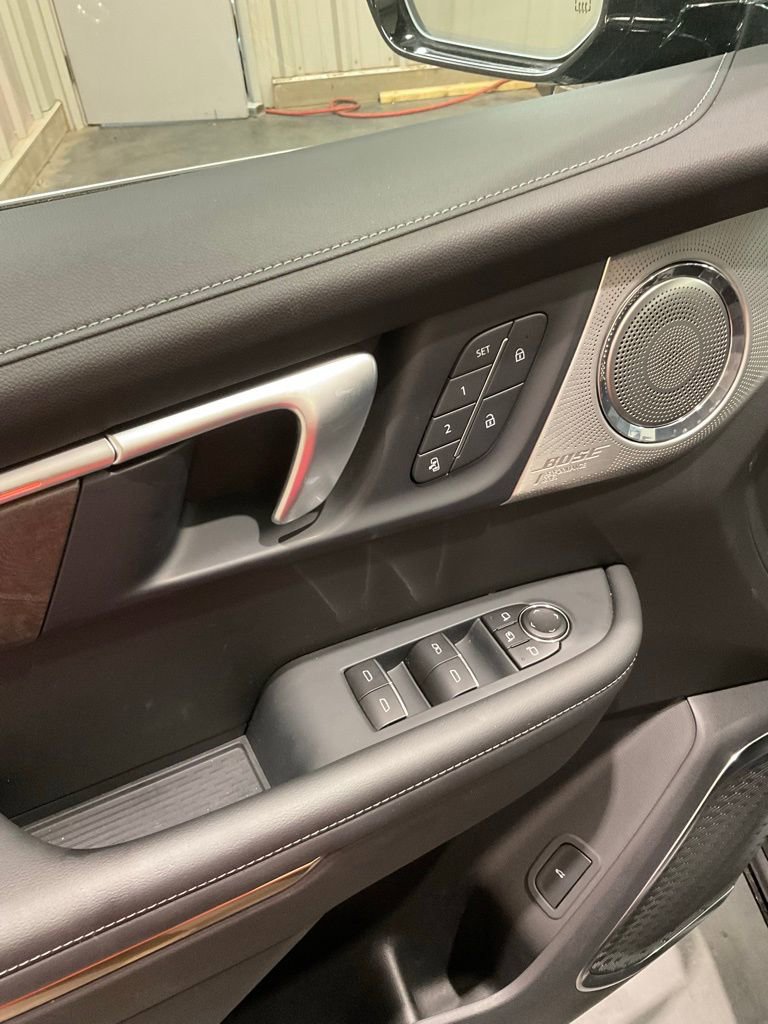Used 2026 Buick Enclave Avenir w/ Super Cruise Package image 7