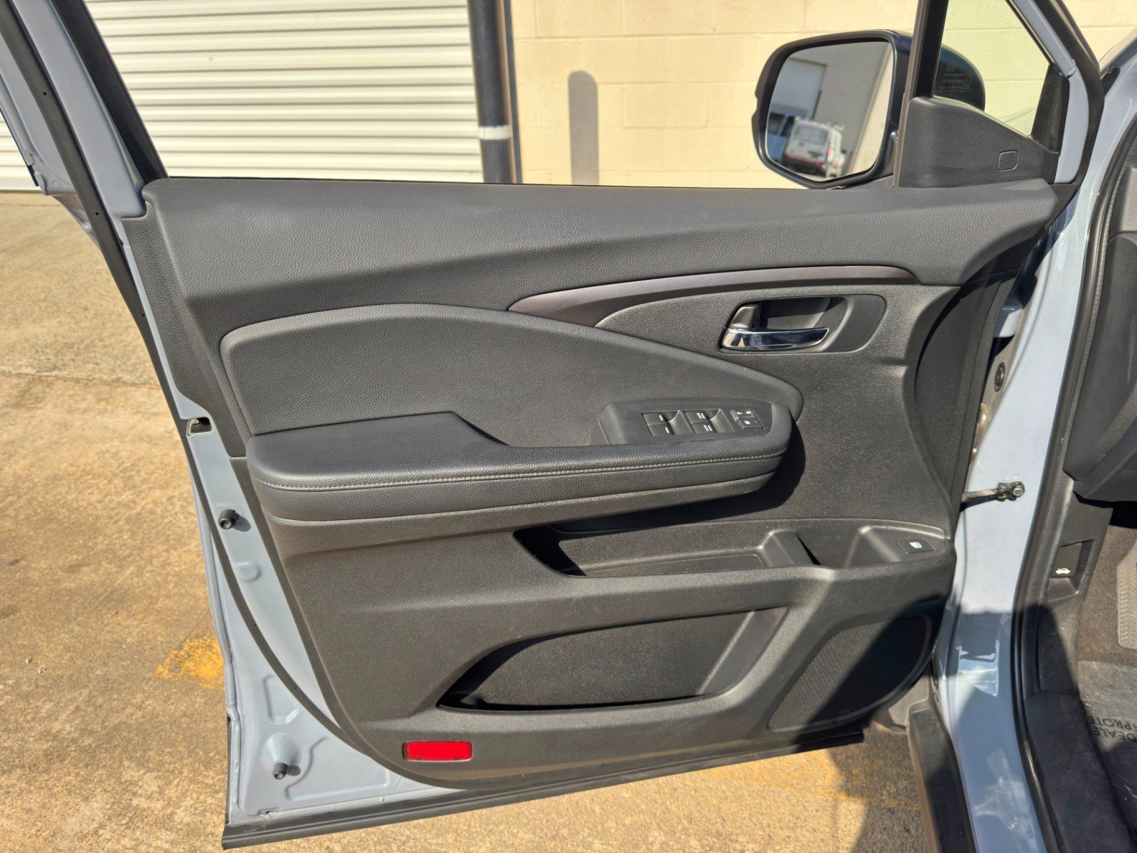 Used 2022 Honda Pilot Sport image 39